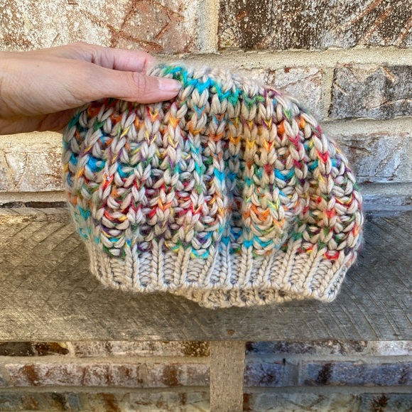 Kids winter beret new multi color hat - Picture 5 of 5